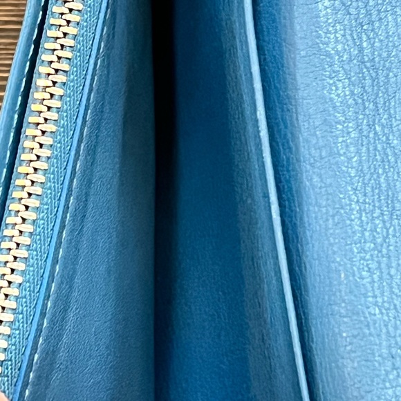 EUC Louis Vuitton Brazza Wallet w/ COA - Picture 11 of 14